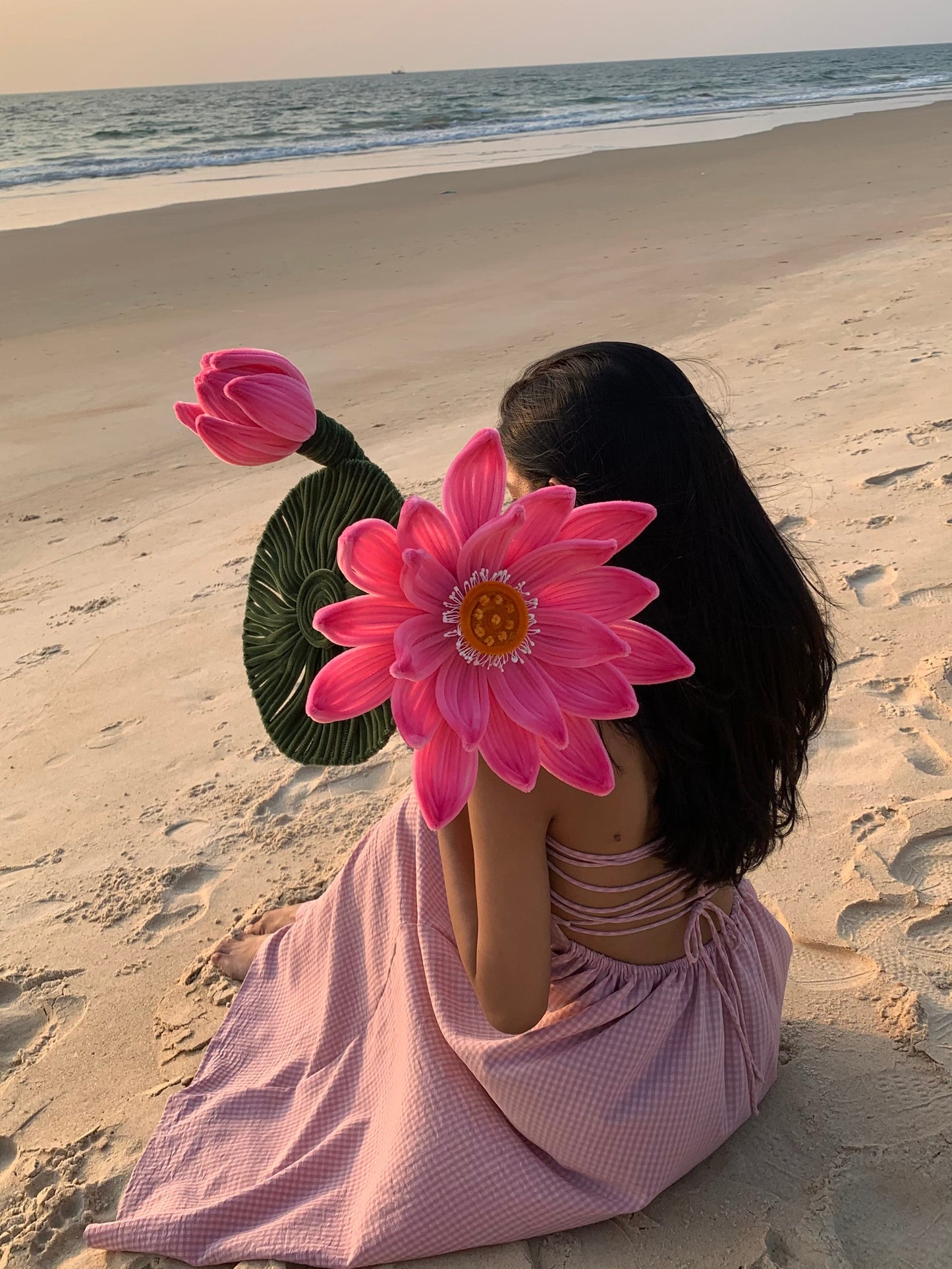 Sacred Love Bloom |Giant Pipe Cleaner Lotus Set