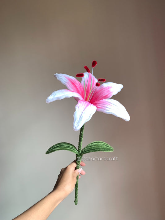 Blush Lily | Giant Pipe Cleaner Lily